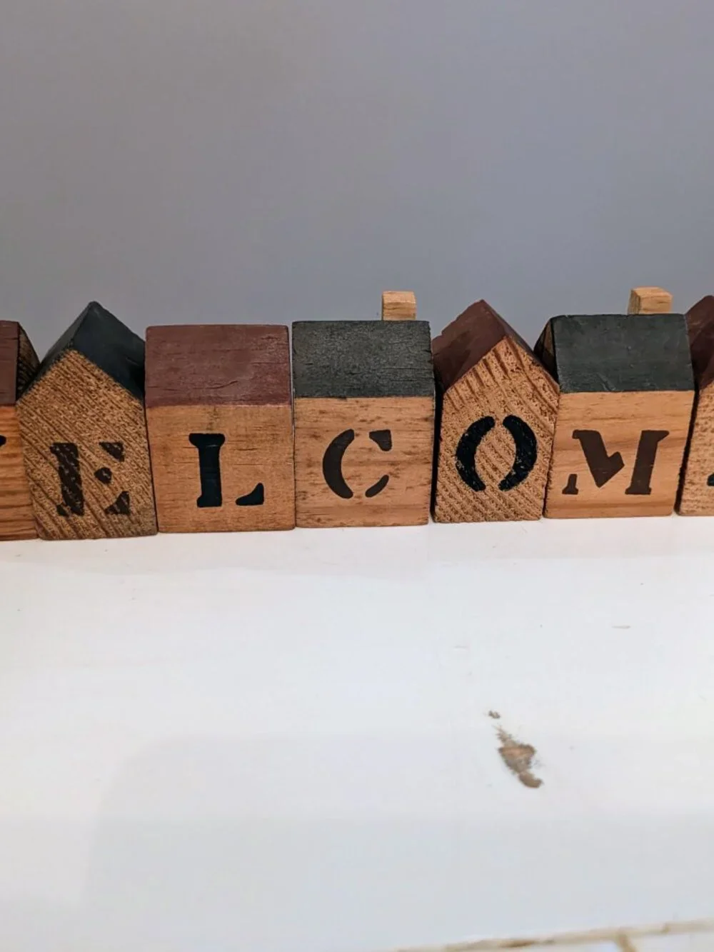 VTG Entryway Heart Hanging Key Holder & Welcome Village Houses Cottagecore 80s